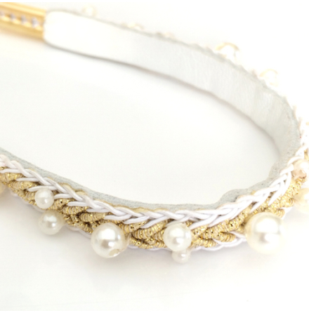 Show Leash White Leather w pearls 